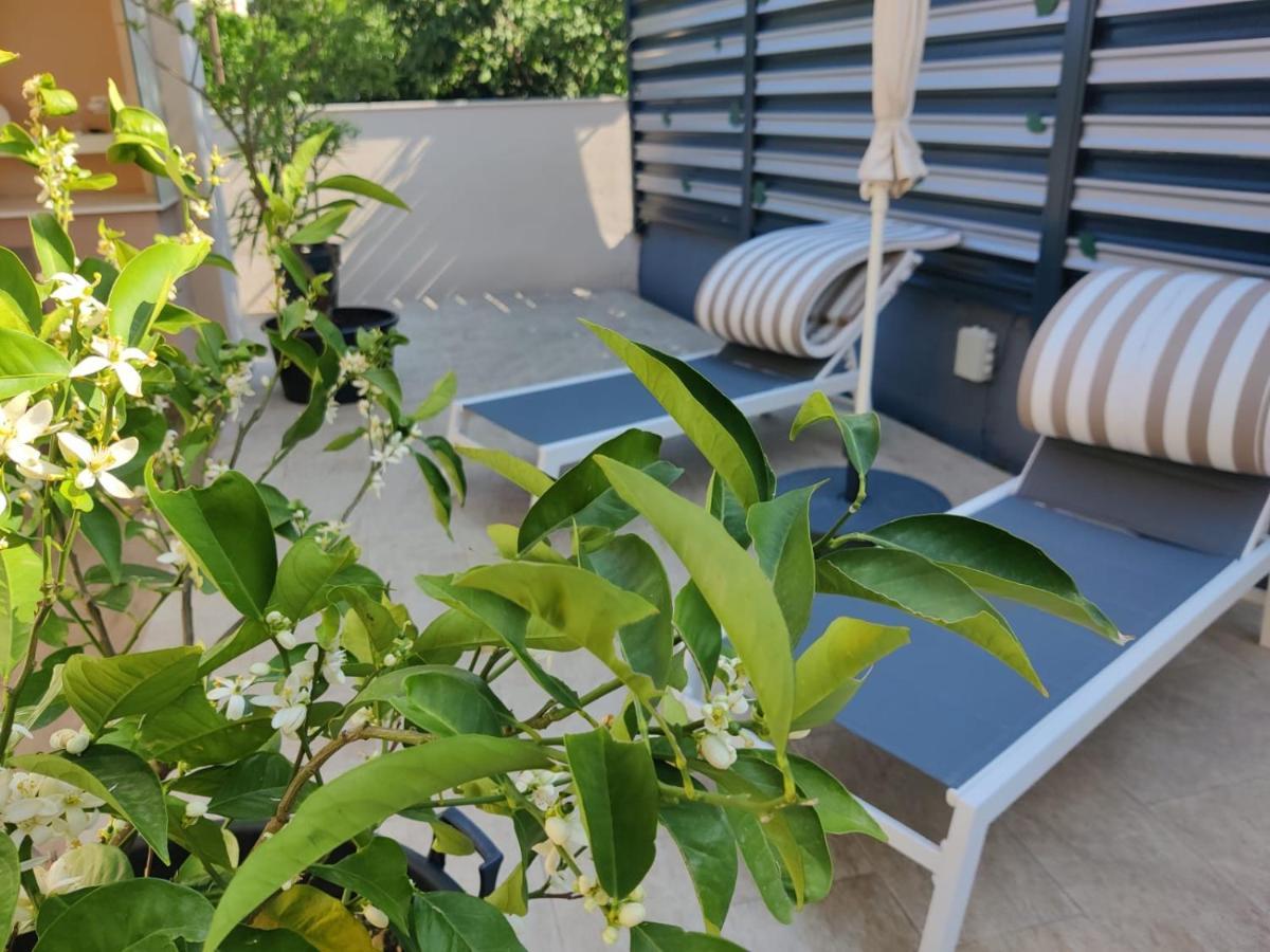 Apartments Villa A - Heating Pool Trogir Exterior photo