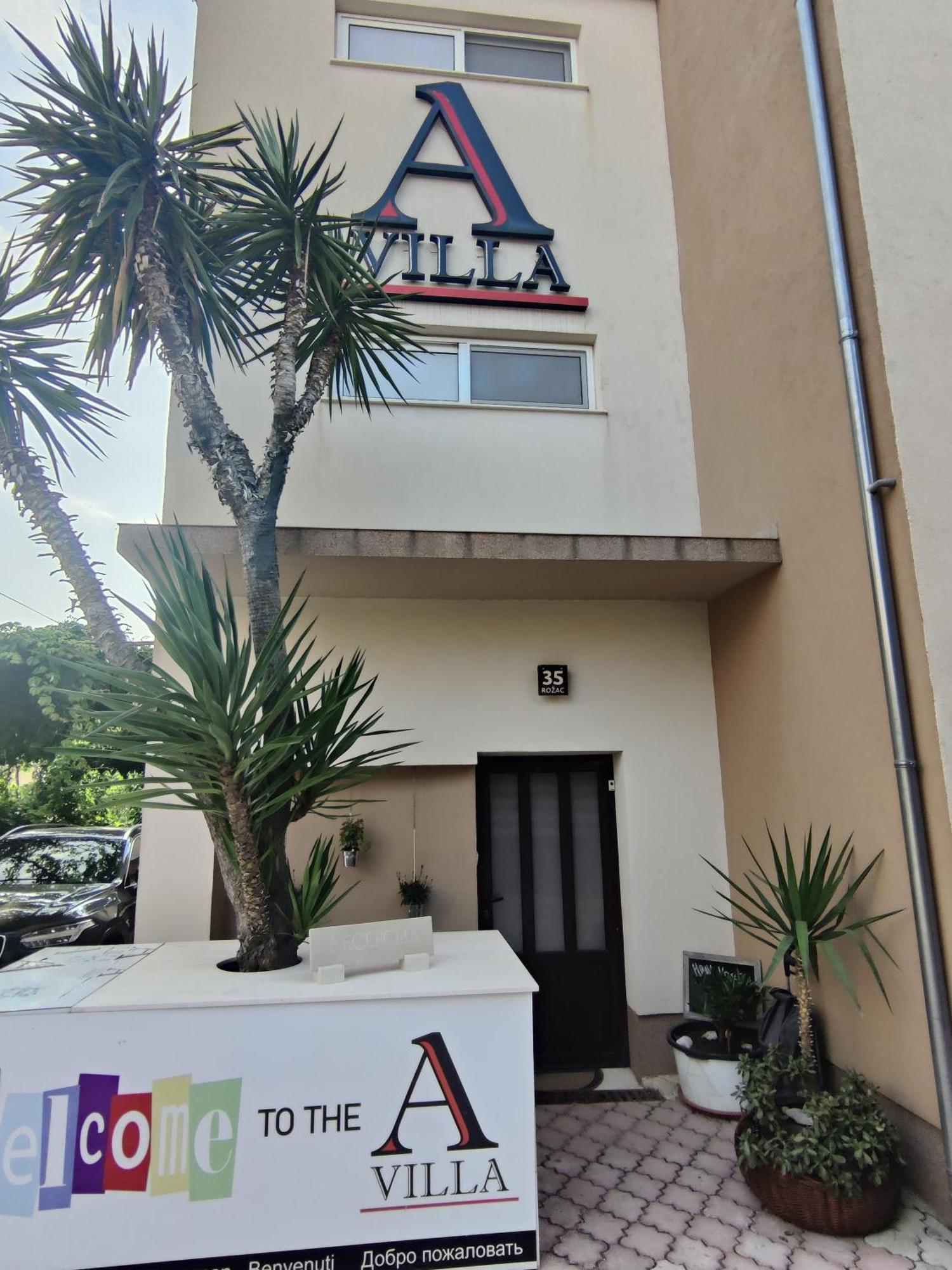 Apartments Villa A - Heating Pool Trogir Exterior photo